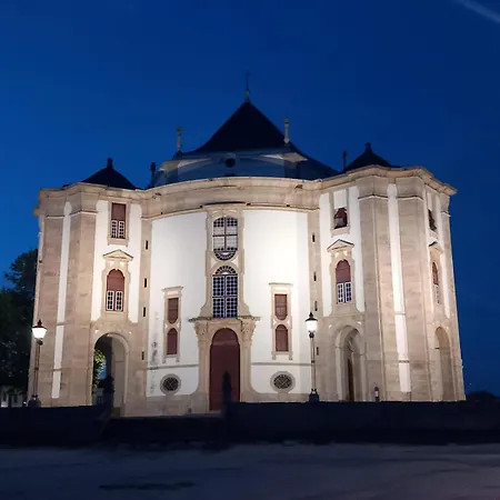 Casa Da Pedra *
