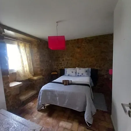 Casa Da Pedra *